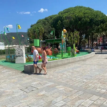 Apartman Sestri Deluxe Penthouse Included *
