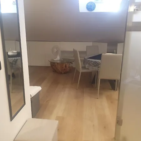 Sestri Deluxe Penthouse Included