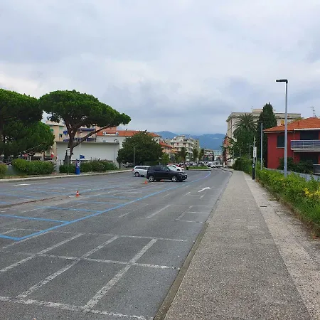 Sestri Deluxe Penthouse Included Σέστρι Λεβάντε